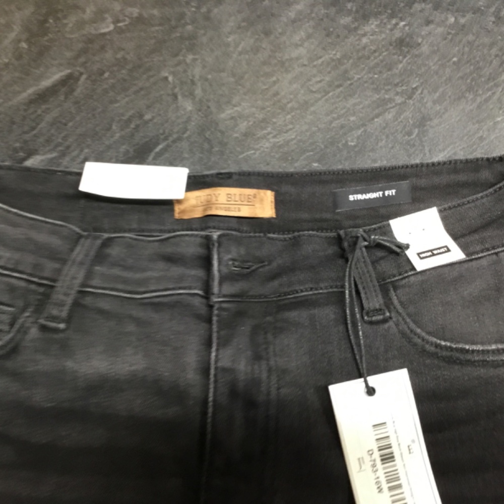 Judy Blue High Rise Black Classic Non Distressed Straight Leg Jeans Size 16W NWT